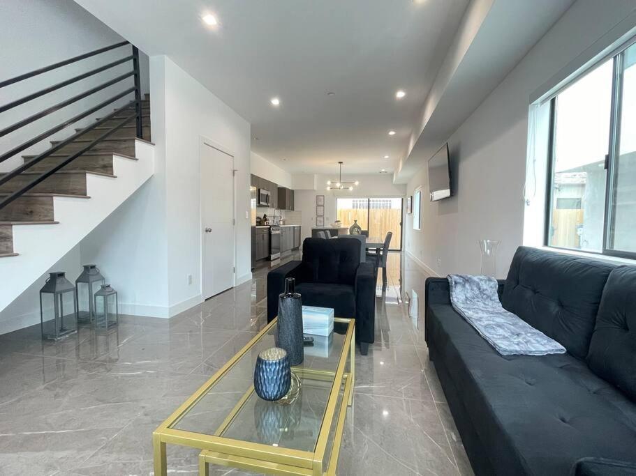 Delightful Town Home Close To Dtla Лос-Анджелес Экстерьер фото